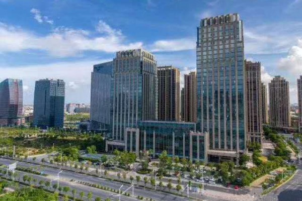 泉商投资大厦创业空间是什么样子的？
